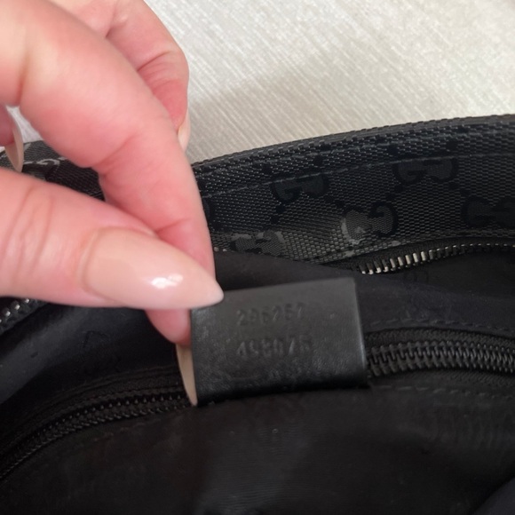 Gucci Crossbody - Picture 6 of 6